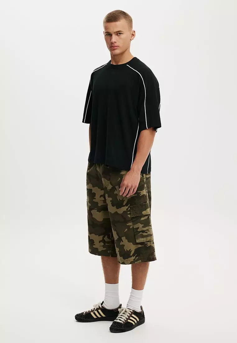 Cropped Fit T-Shirt