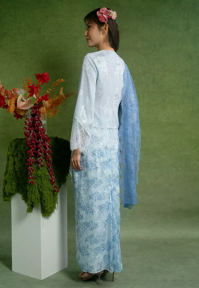 Maria Long Kebaya set with Shawl