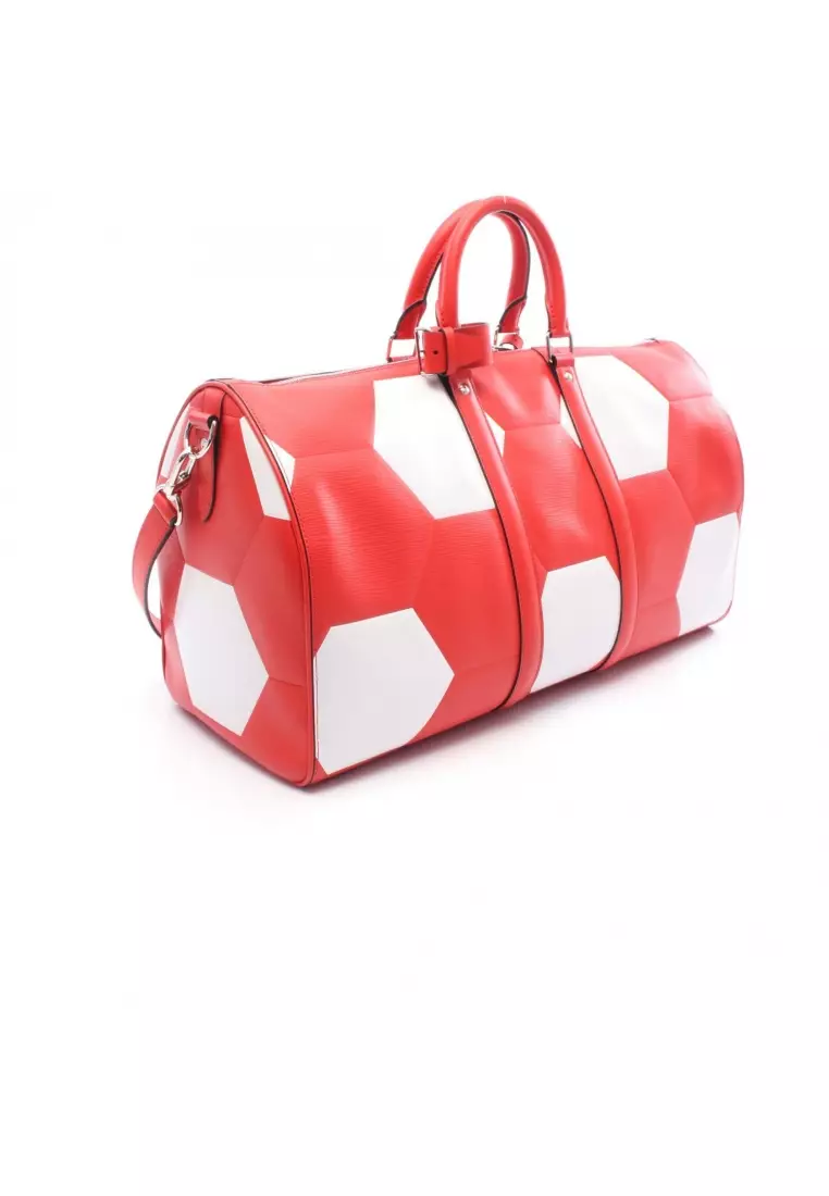 Pre-Loved Louis Vuitton Keepall Bandouliere 50 Epi Boston bag in red and white leather. Officially licensed for the 2018 FIFA World Cup. 2-way.