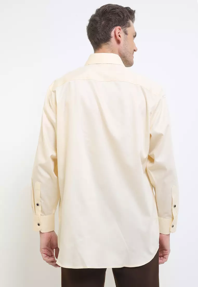 Kemeja Lengan Panjang Pierre Cardin Solid Phineas Lunner - Cream Regular Formal