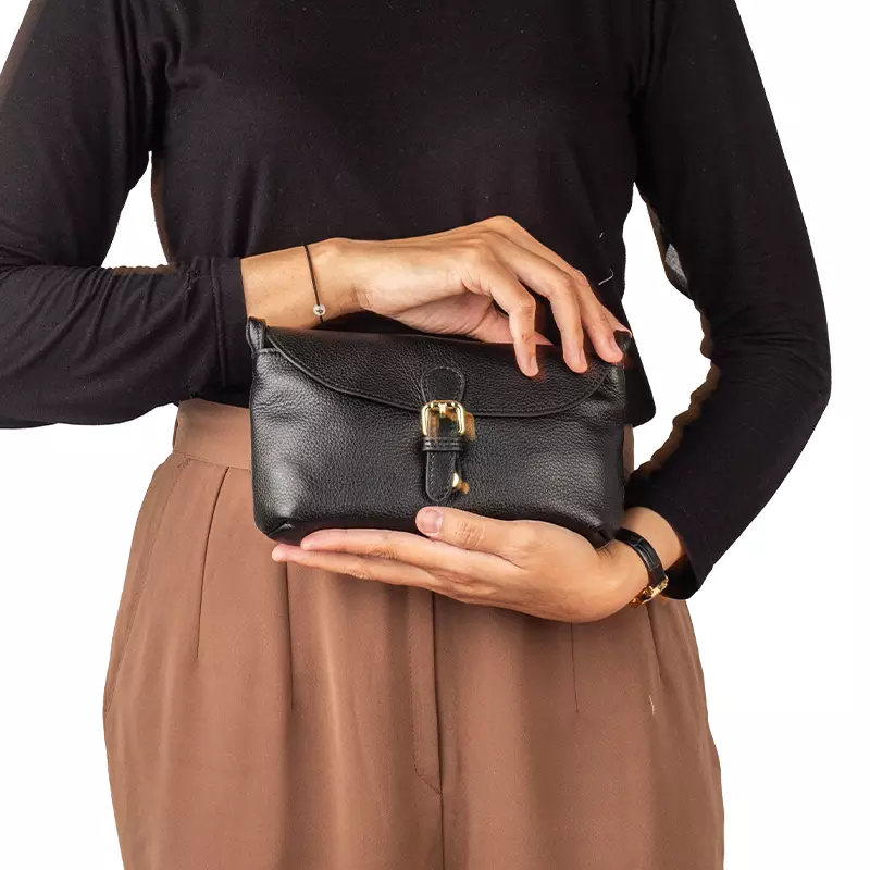 Tas Selempang Wanita Gino Mariani Avellana Black