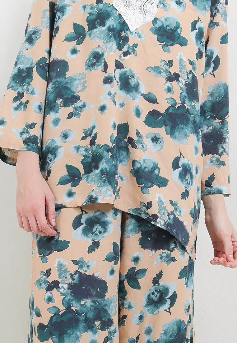 Satay Look Motif Kembang Kecil 3