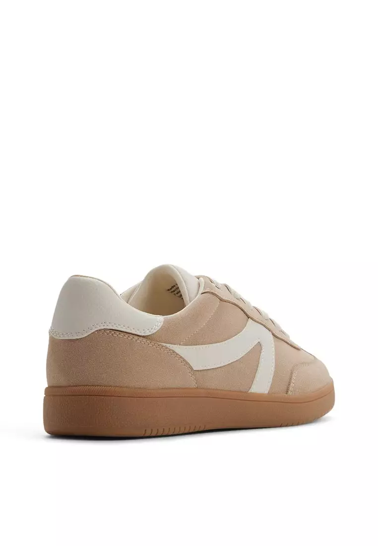 Solae Low-Top Sneakers