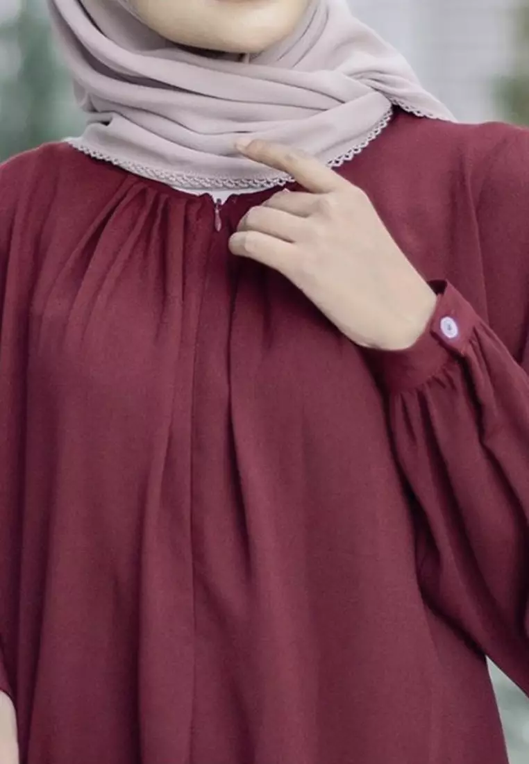Lydia Blouse in Maroon