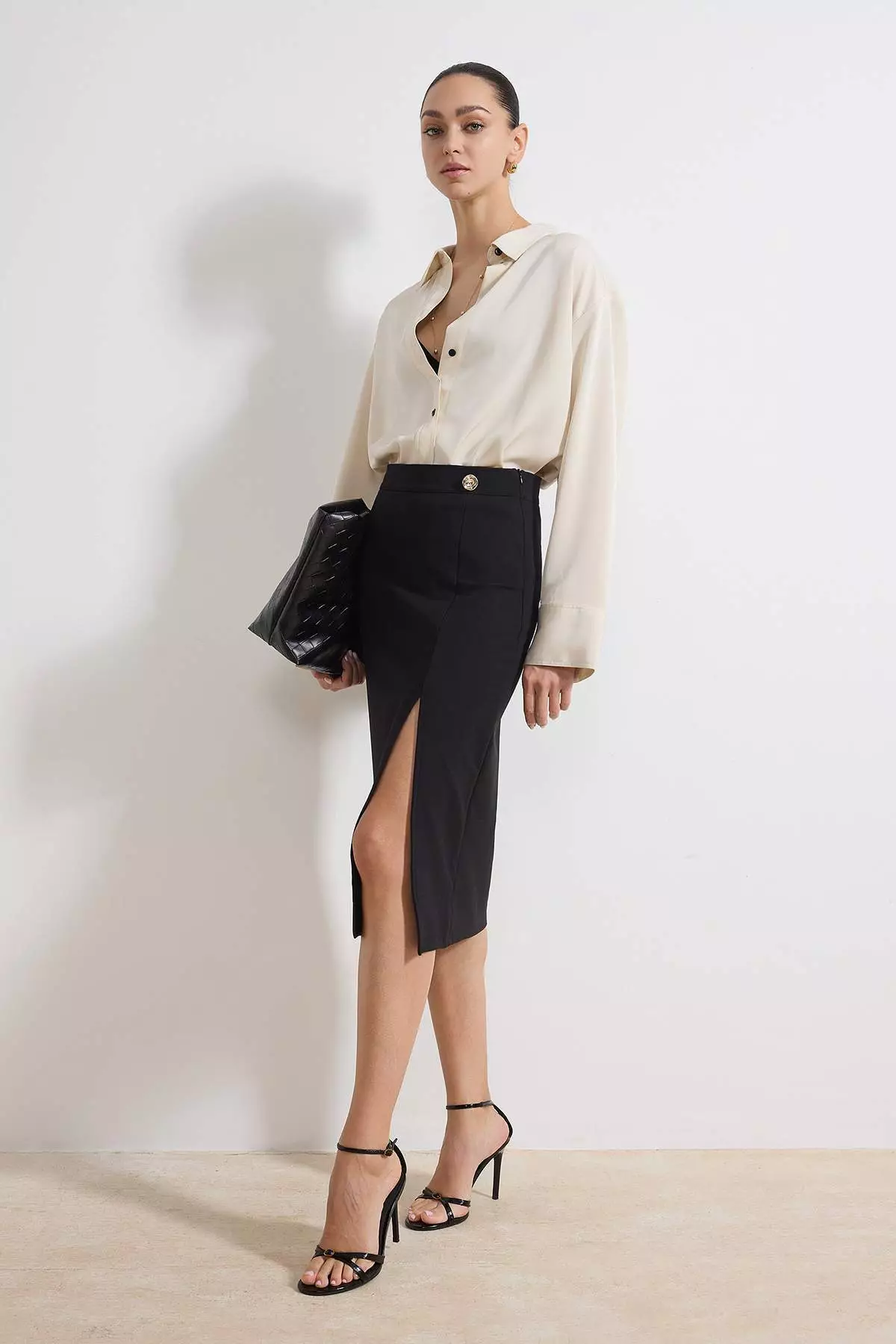 Black Pencil Accessory Detailed Regular Waist Midi Scuba Crepe Knitted Skirt Twoss26Et21