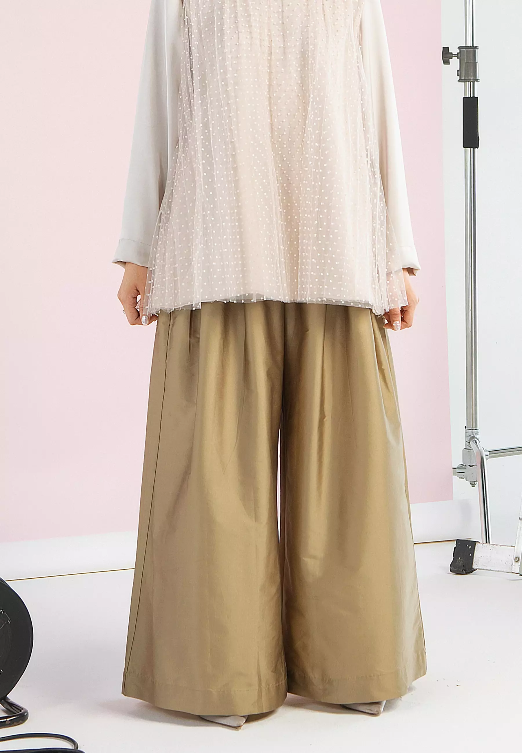 HijabChic Delsyn Rich Olive Pants - Celana Lebaran Kulot Lebar Polos Ban Pinggang Premium Elegan