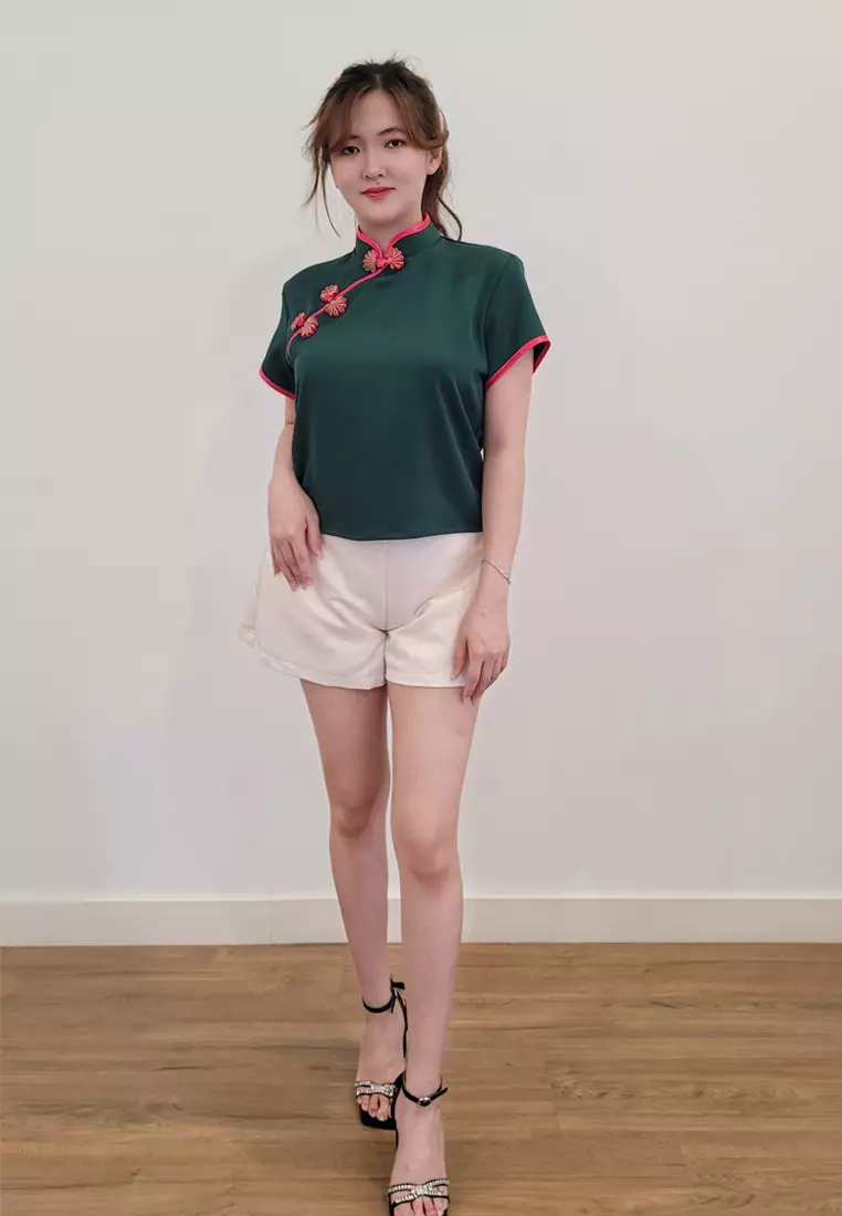 Ivory Cheongsam Top in Emerald Green