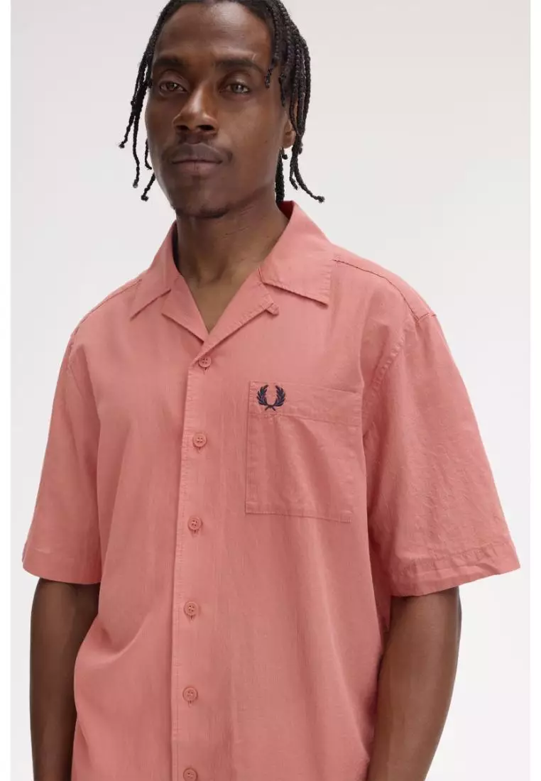 Fred Perry M7762 Lightweight Texture Revere Collar Short Sleeve Shirt (Putty Pink)