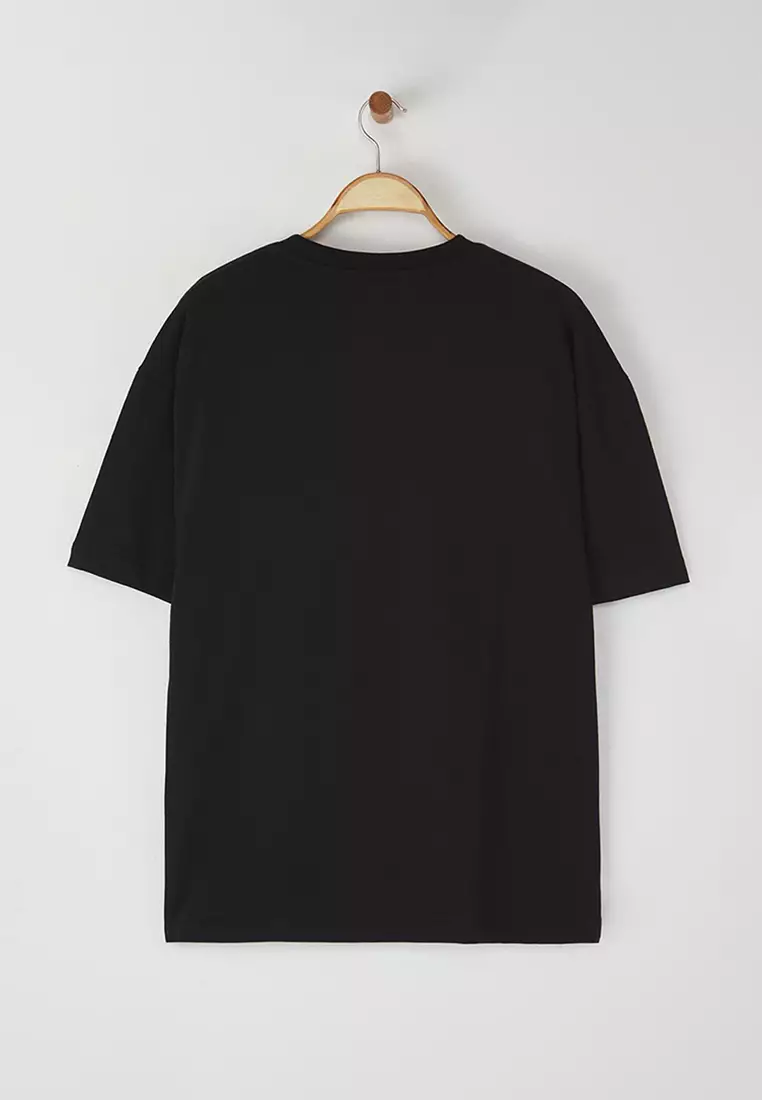 Oversized Graphic T-Shirt
