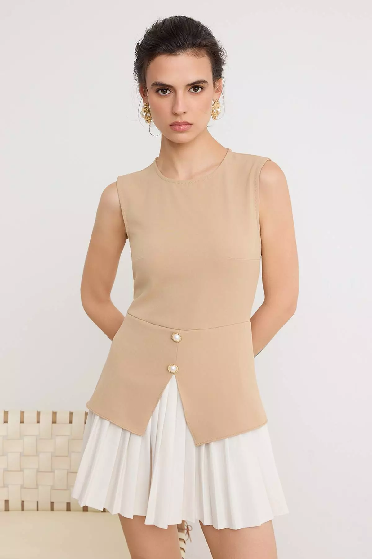 Ecru Color Block Pleated Pearl Button Detailed Short Woven Dress Twoss25El00861