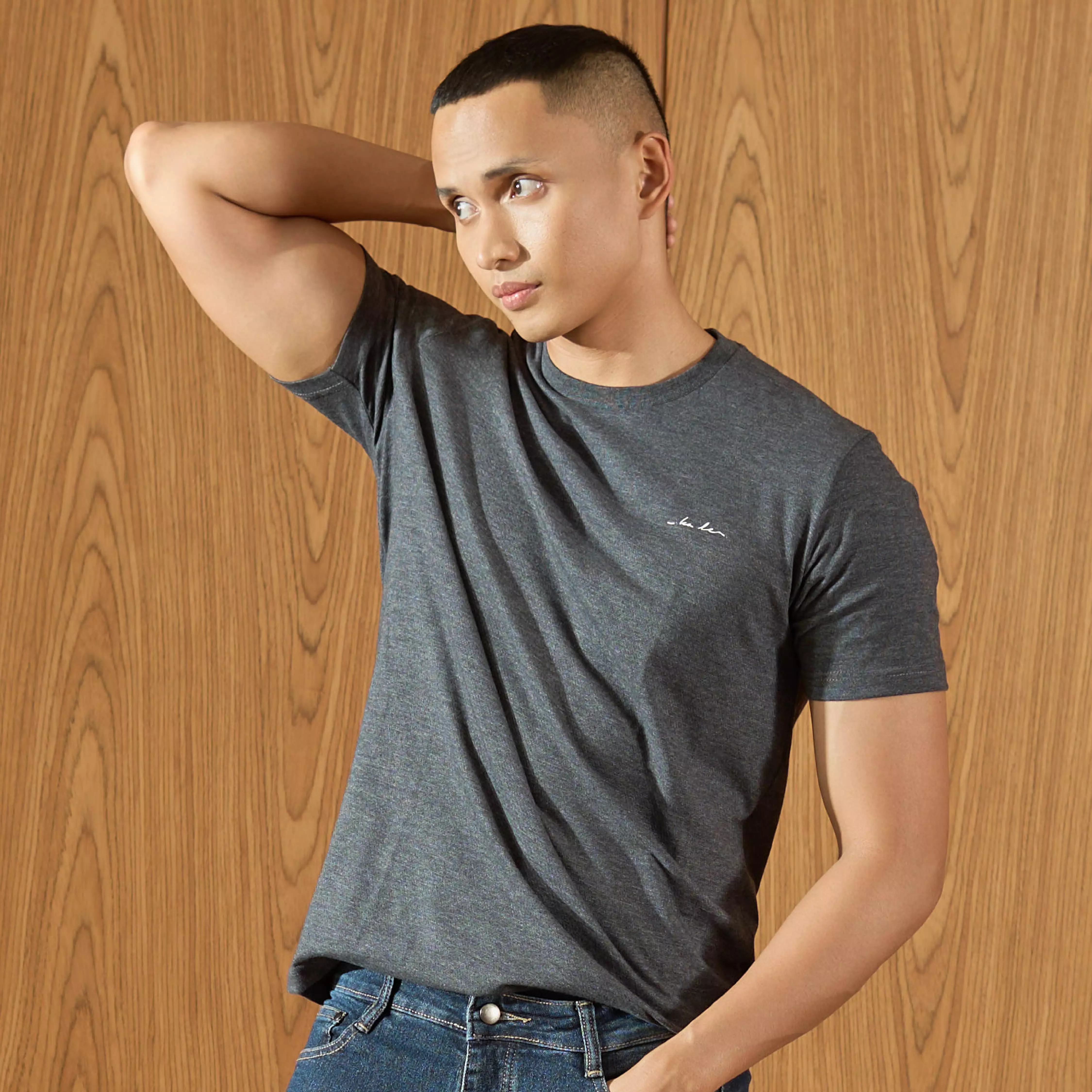 Kale Jovan Black / Kaos Pria Basic Polos Lengan Pendek