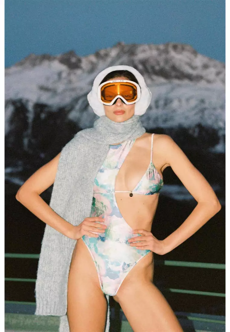 Petra One Piece Swimsuit / Alps Gloss