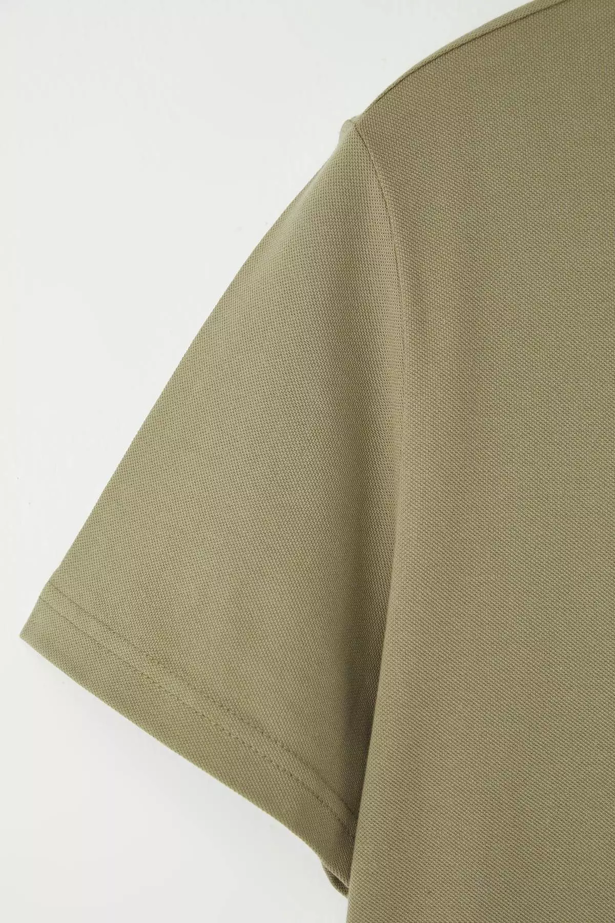 Khaki Regular/Normal Cut Zippered 100% Cotton Polo Neck T-Shirt