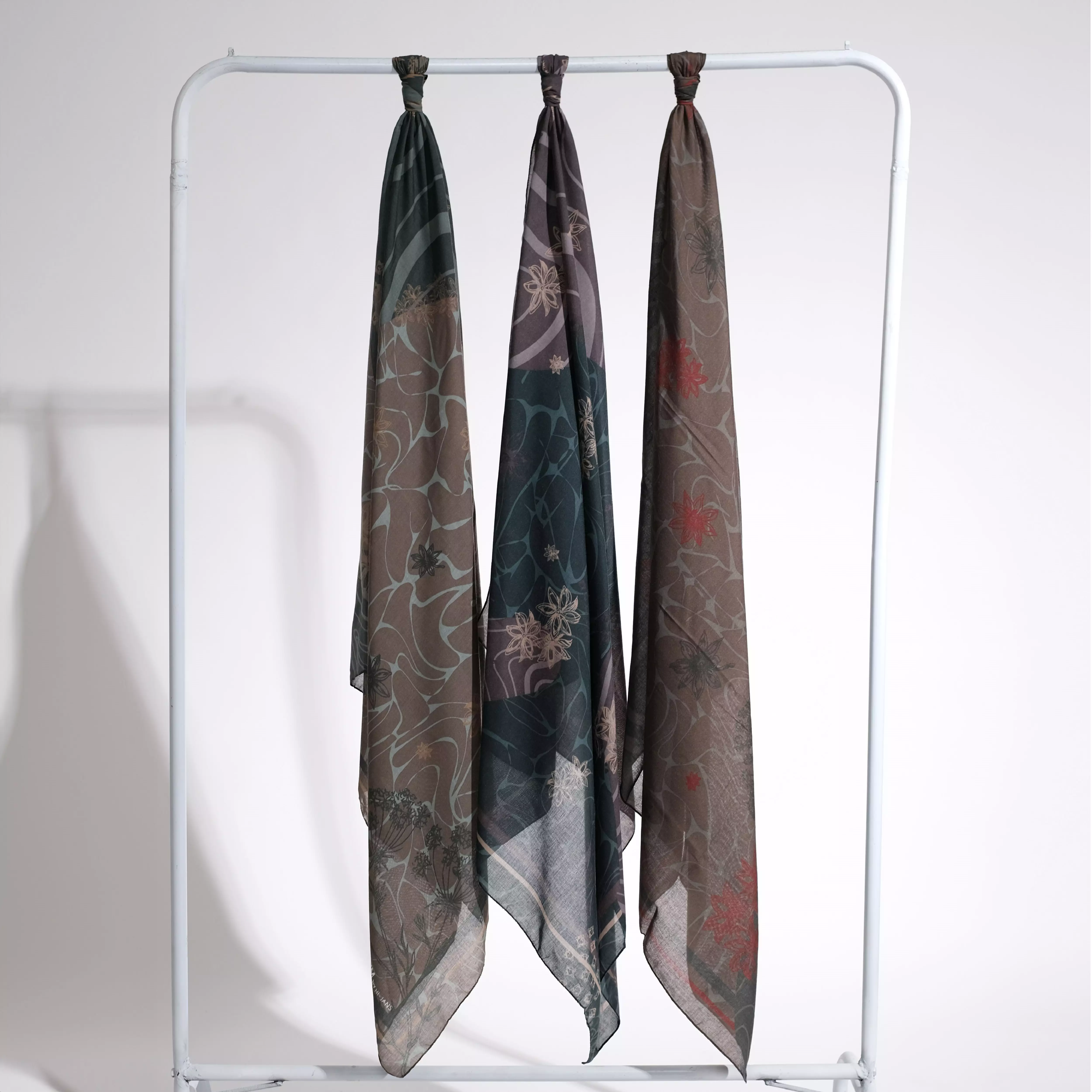 Year End Sale - ZM Zaskia Mecca - Maluku Olive Scarf Kerudung Segi Empat - Jelita Indonesia