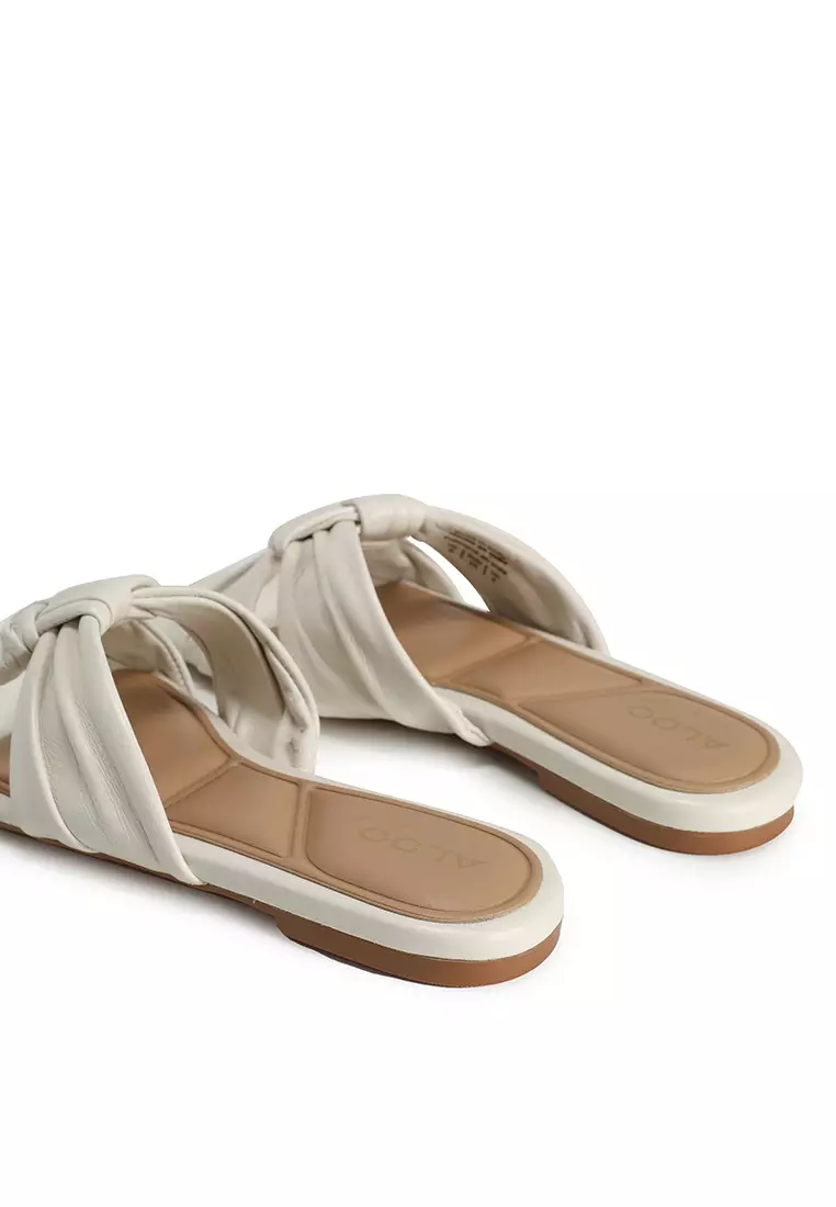 Henrielle-In Sandals