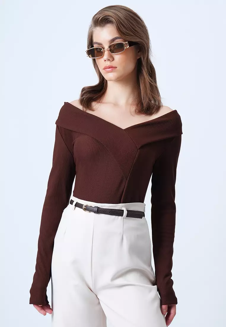 Wide Collar Blouse