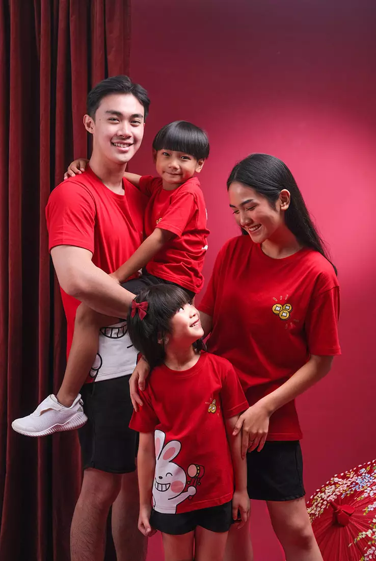 Jual Pop Kidswear Pop Kidswear Lucky Bunny T-Shirt - KIDS (Anak) - Red - Kaos  Imlek - Kaos CNY Original 2024 | ZALORA Indonesia ®
