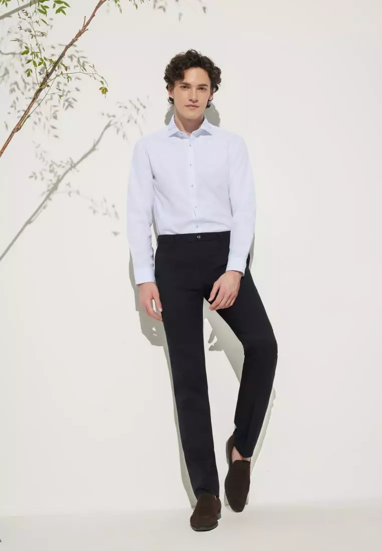 G2000 Non-Iron Dry Smart Fit Twill Shirt with Design Detail