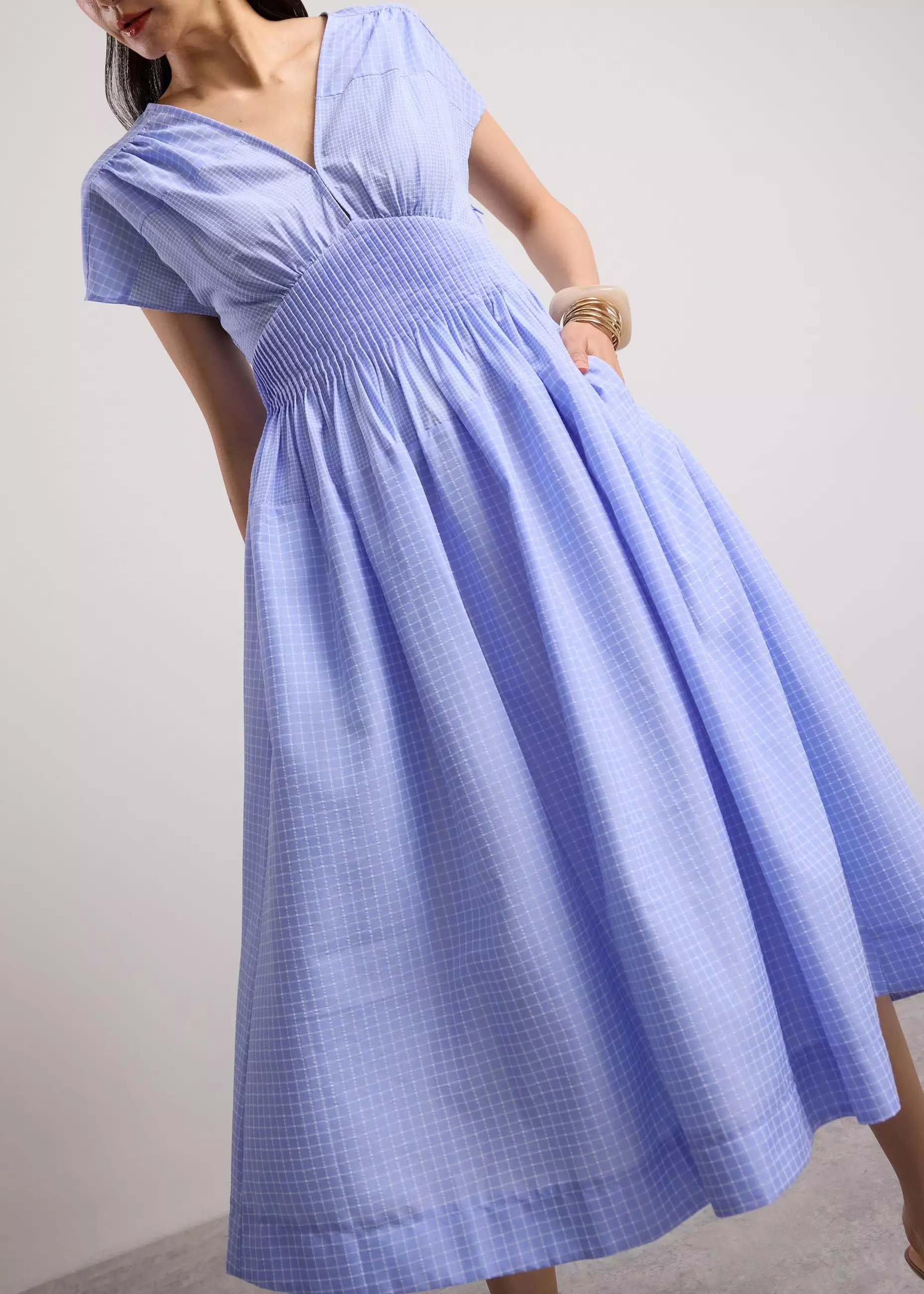 Dress Wanita - Gingham Seersucker V-neck Cap Sleeve Fit & Flare Midaxi Dress