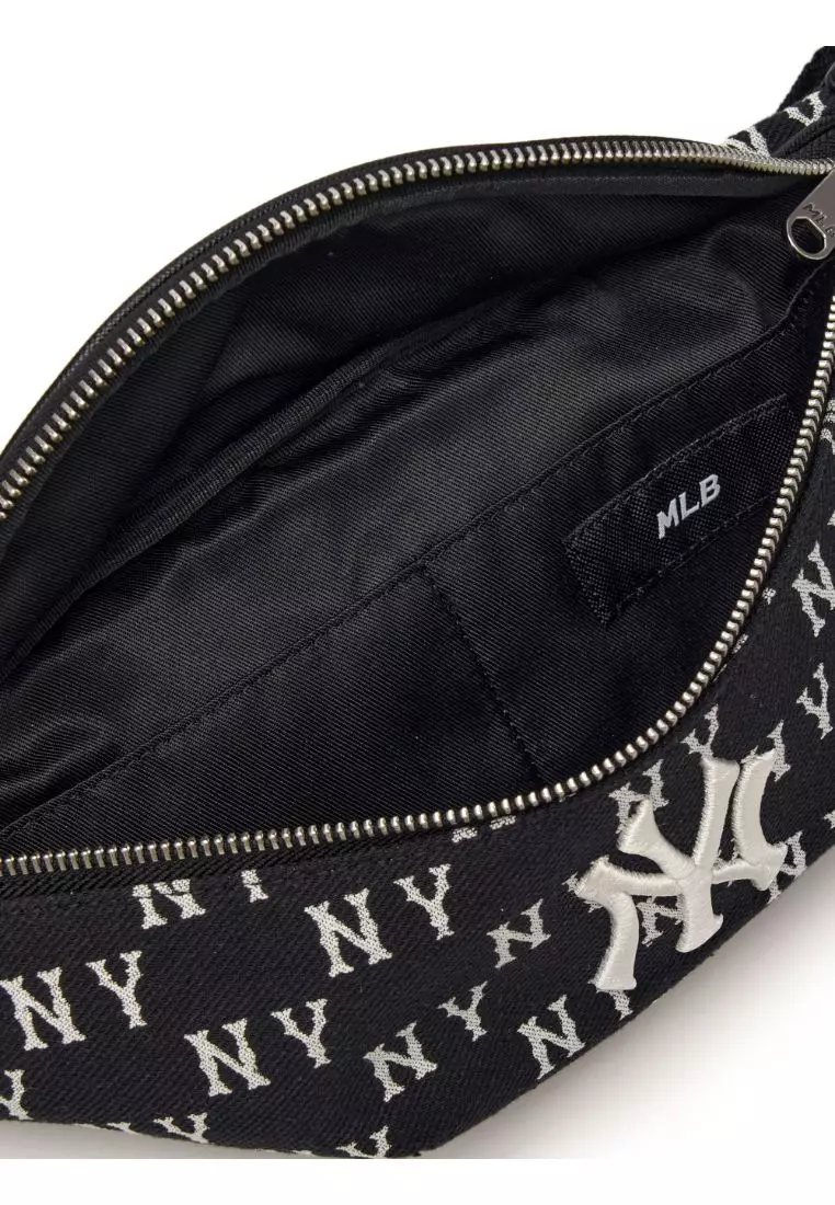 CLASSIC MONOGRAM JACQUARD HIPSACK NEW YORK YANKEES