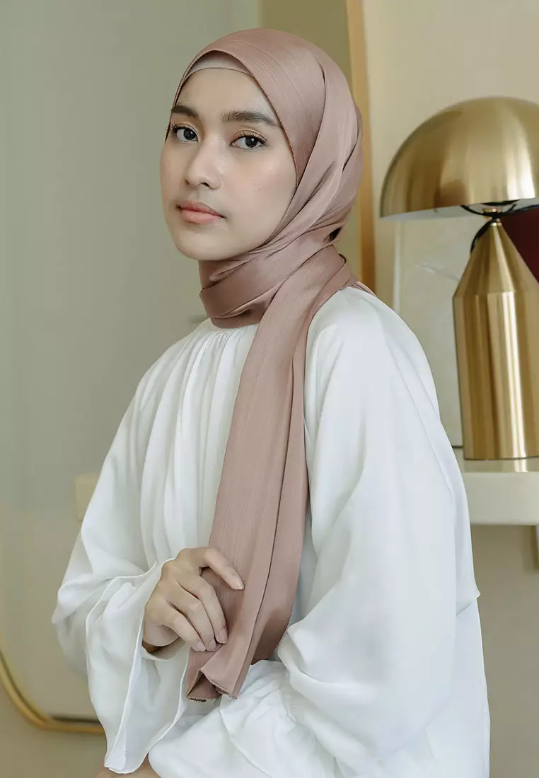 Rayya Silk Eyelash Hazelnut