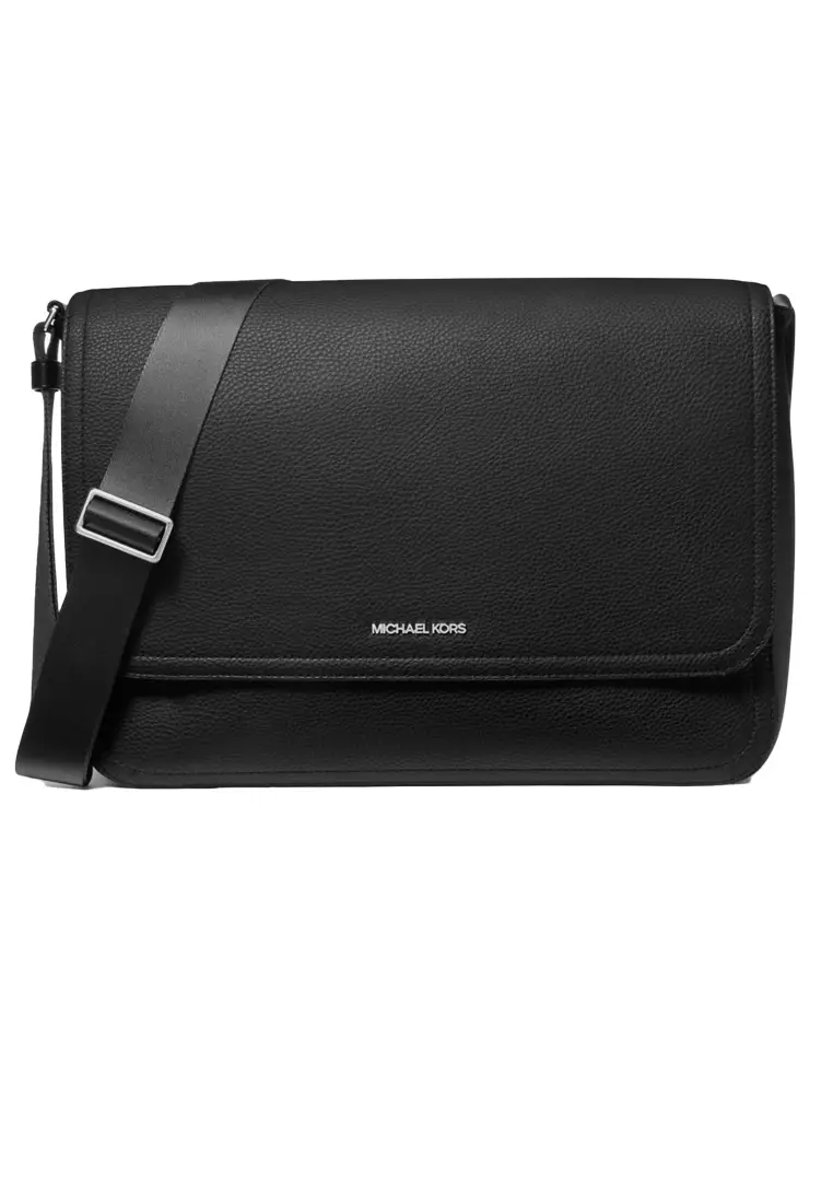 Michael kors on sale cooper messenger bag