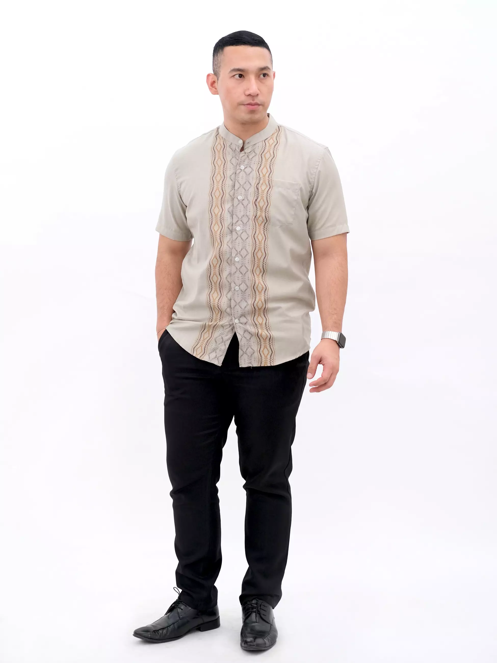 Kemeja Koko Lengan Pendek Abu Muda Motif 50424