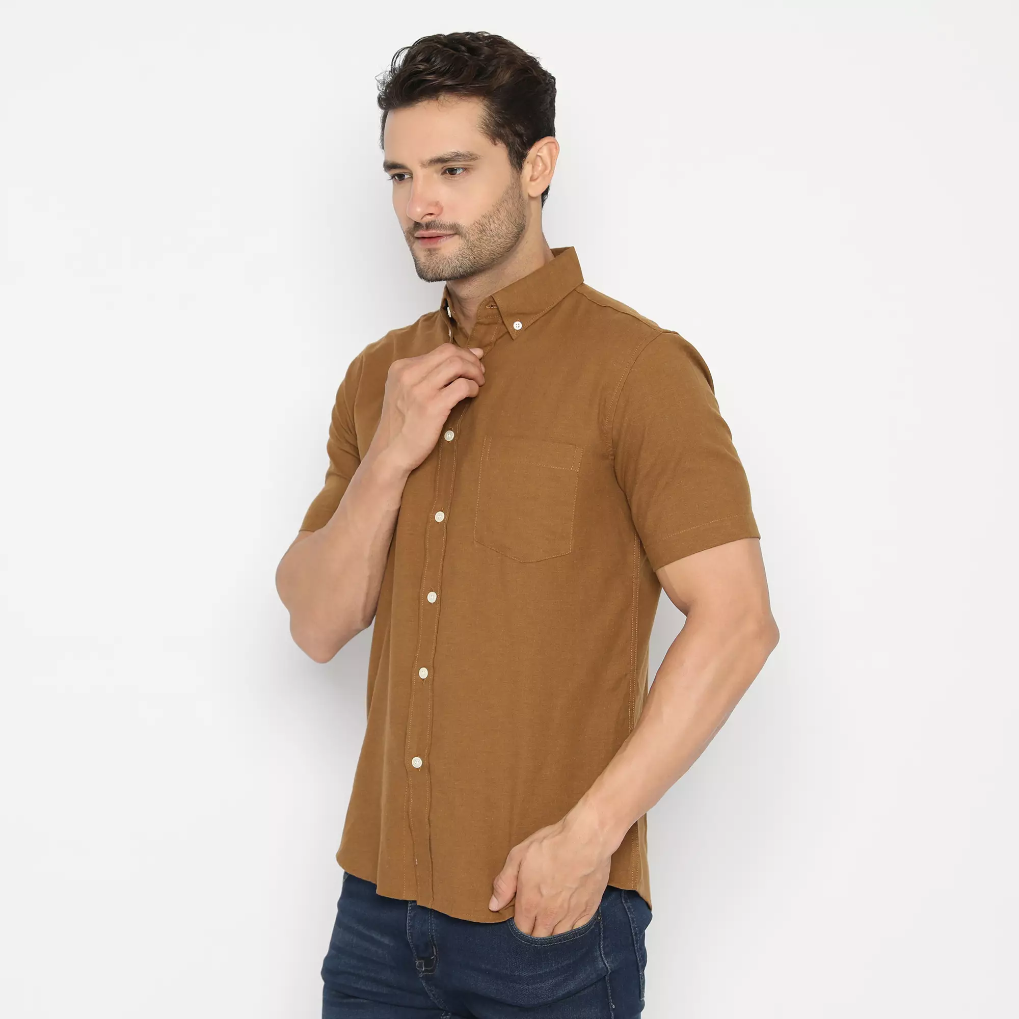 Platini Kemeja Pria Lengan Pendek Basic Katun Oxford Coklat 63216