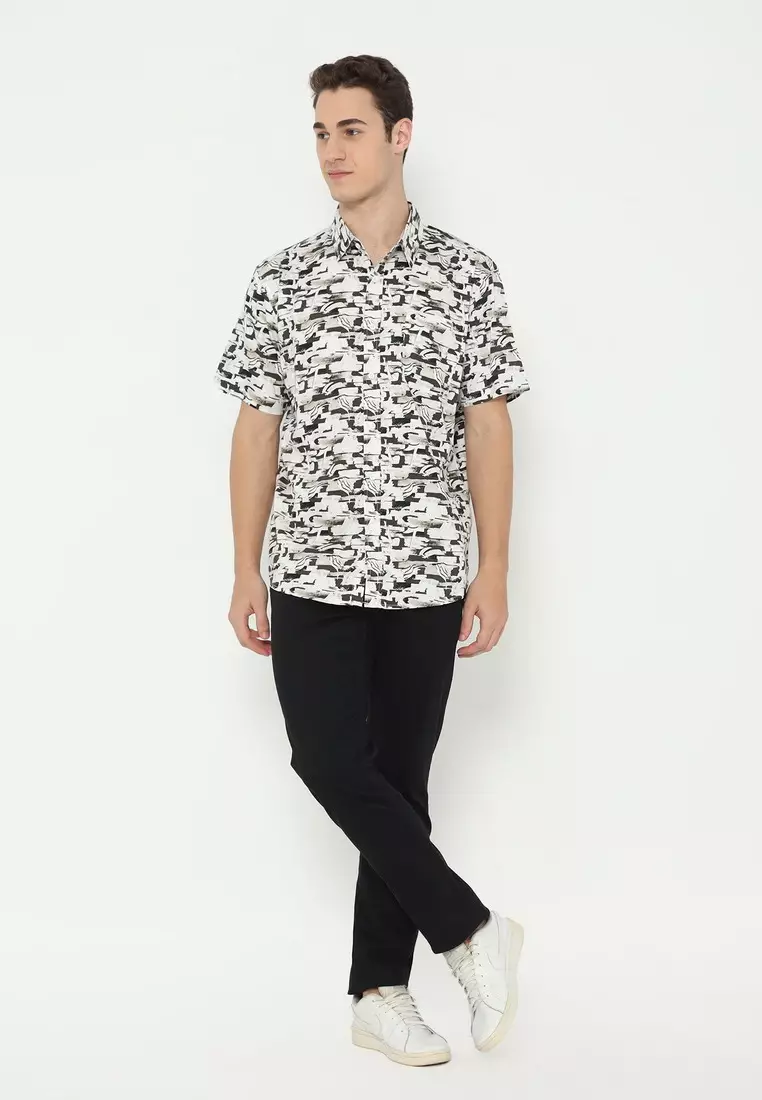 POLICE Kemeja Printing Cotton Tencel Regular Fit Pria