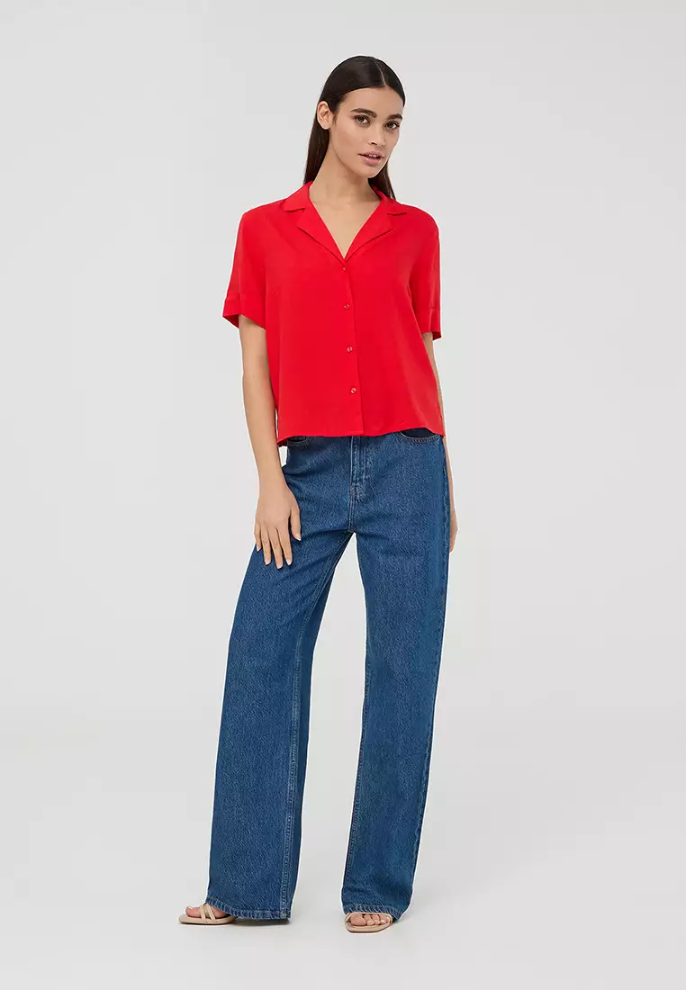 Woman Short-Sleeved Shirt