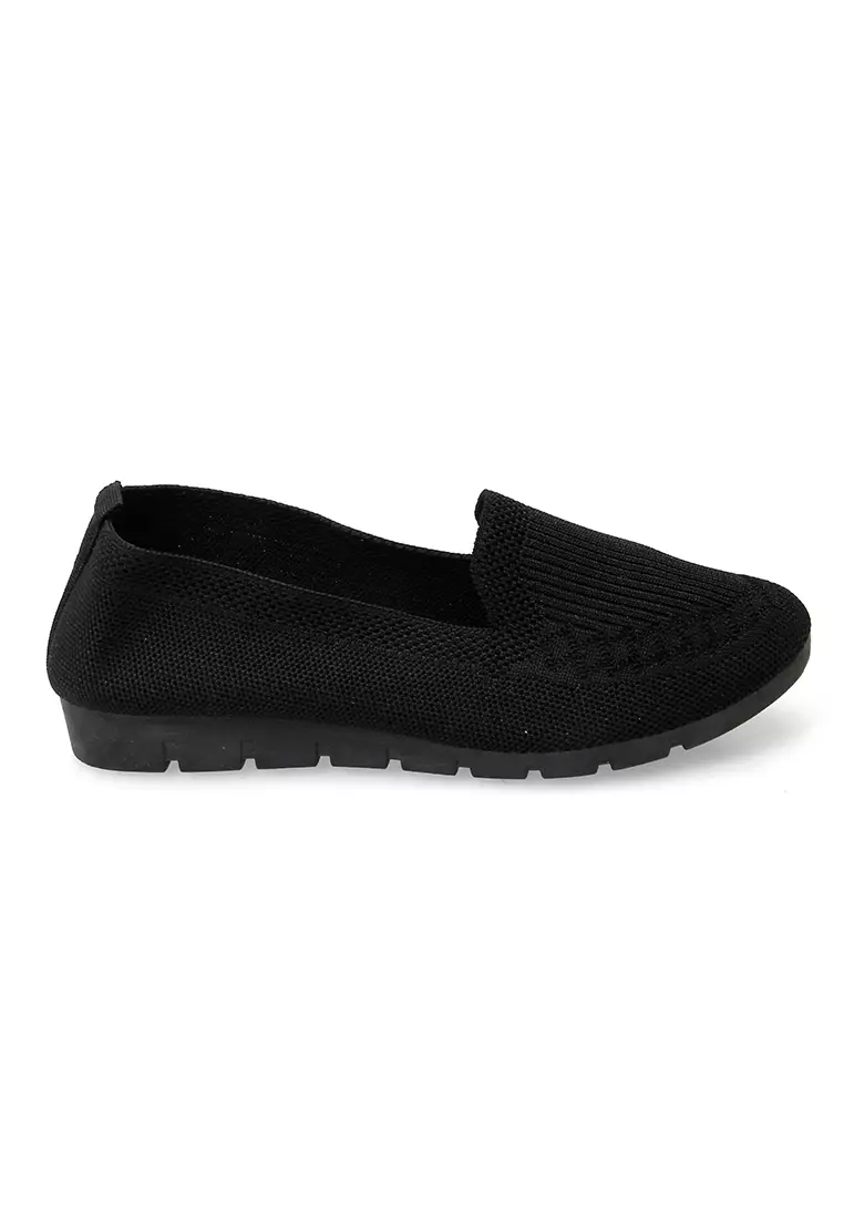 Sepatu Wanita Slip On Simple Design Casual Premium Quality - Black