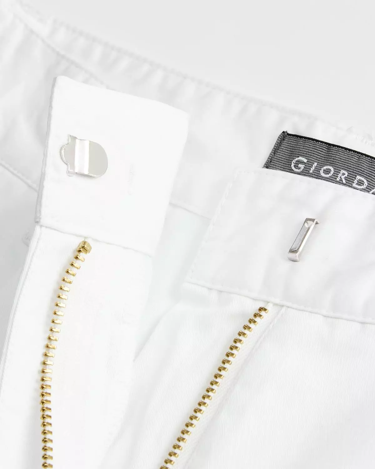 Giordano Women's (Online Exclusive) Korea Celebrity Cotton Shorts 0540551401