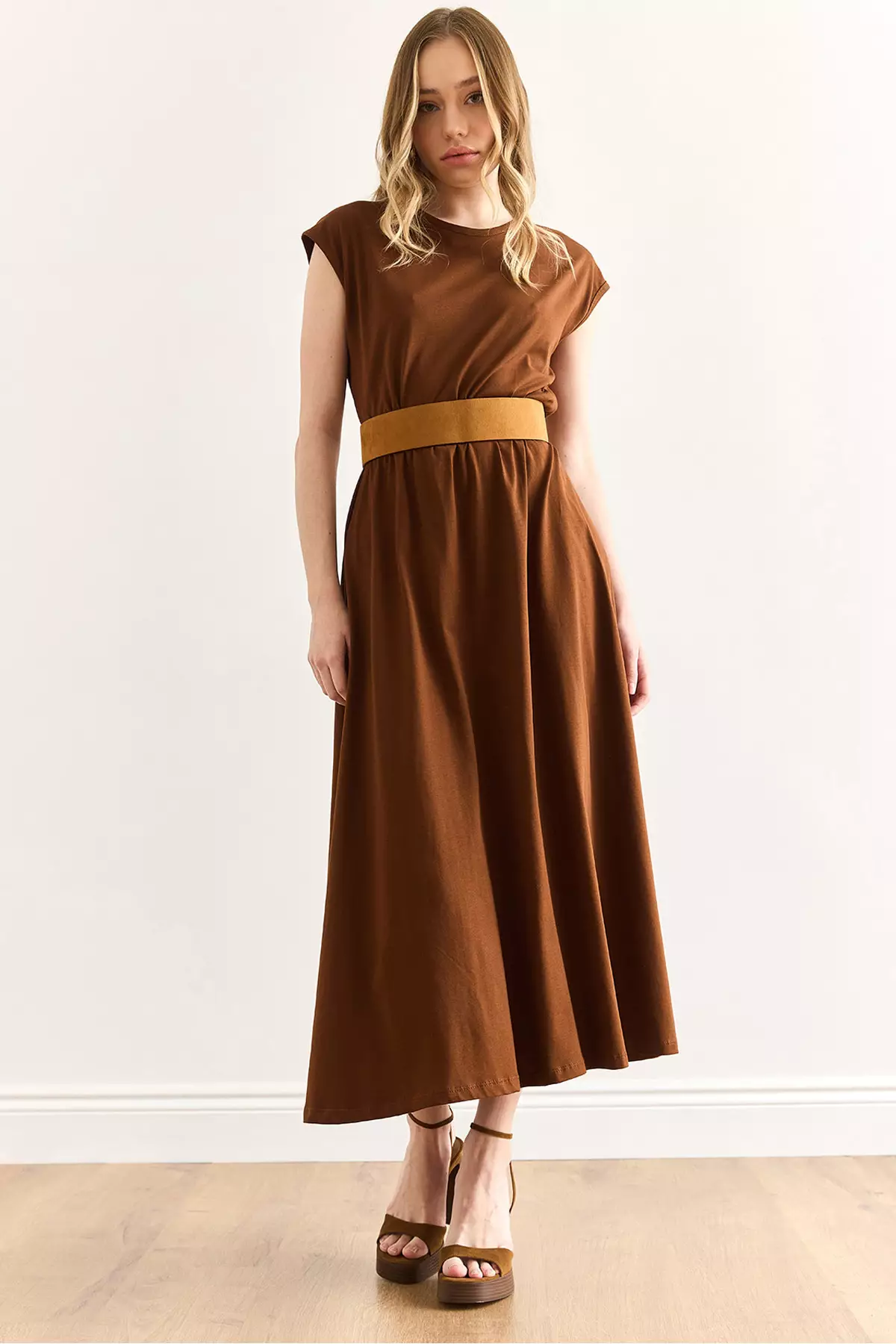 Women's Brown Elastic Waist Bat Combed Cotton Dress Elb-19001509