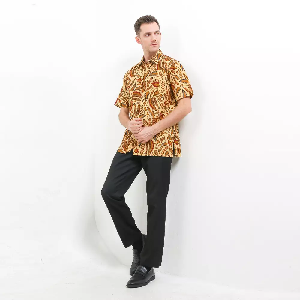 Kemeja Batik Printing Lengan Pendek Motif Pisang Wulan