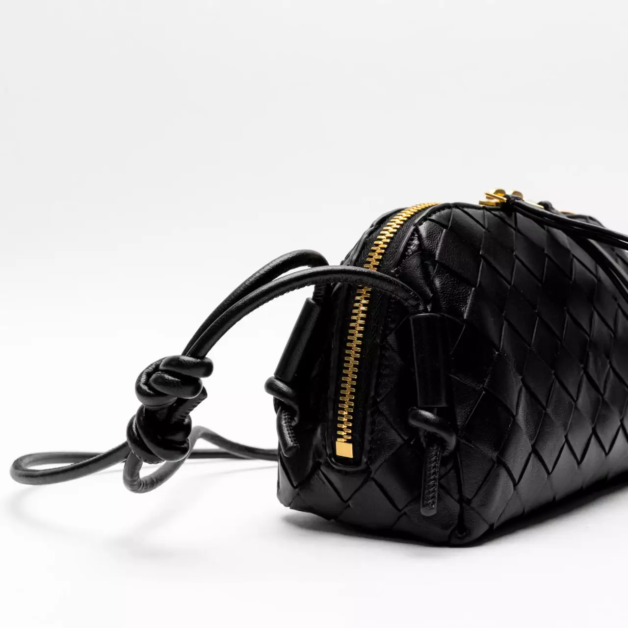 Intrecciato Concert Pouch Black Ghw