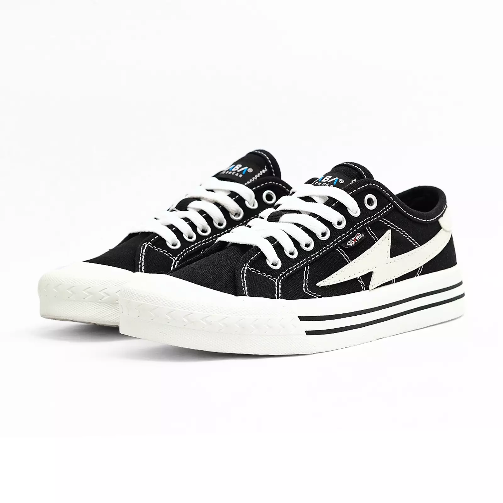 SABA Titan Low Black White