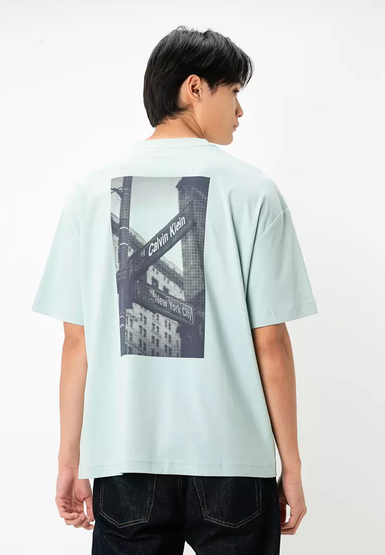 Graphic Tee - Calvin Klein Jeans