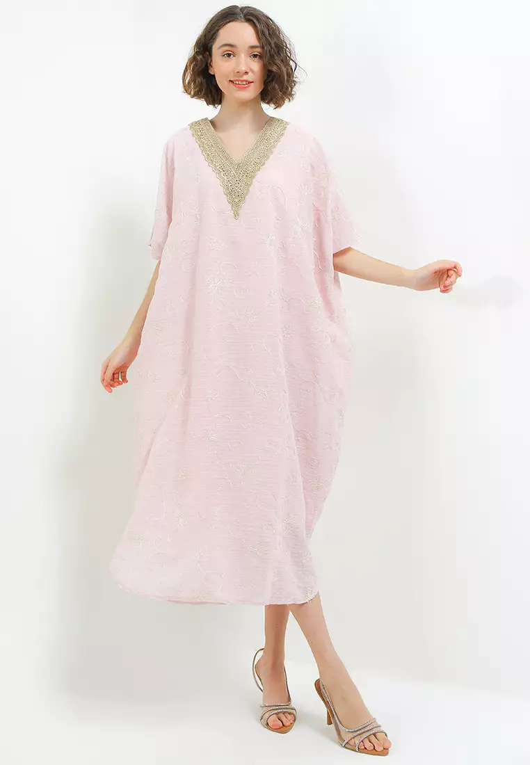 V Neck Crochet Lace Gold Emb Kaftan