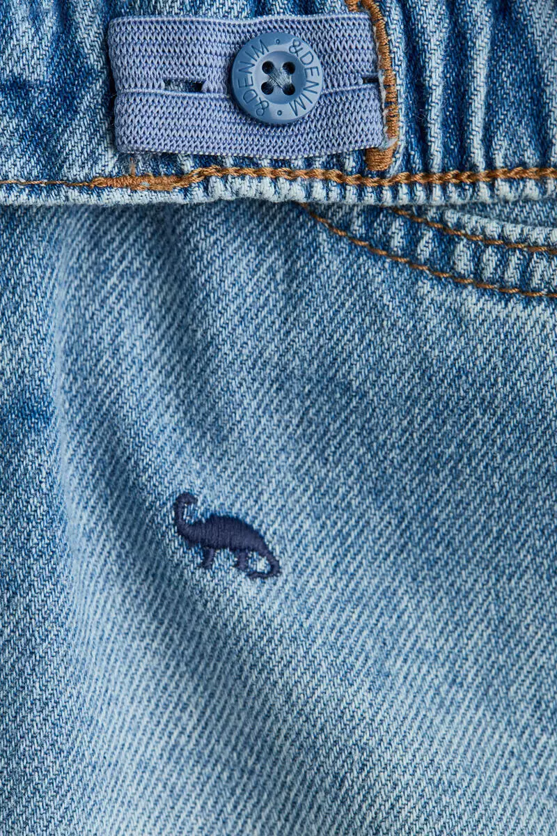 Loose Fit Jeans