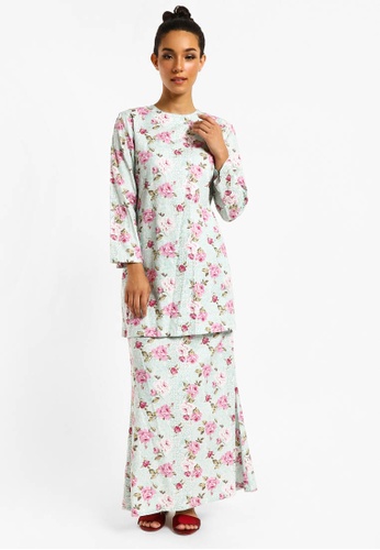 Kurung Angelina D-14 from BETTY HARDY in Pink and Blue and Multi
