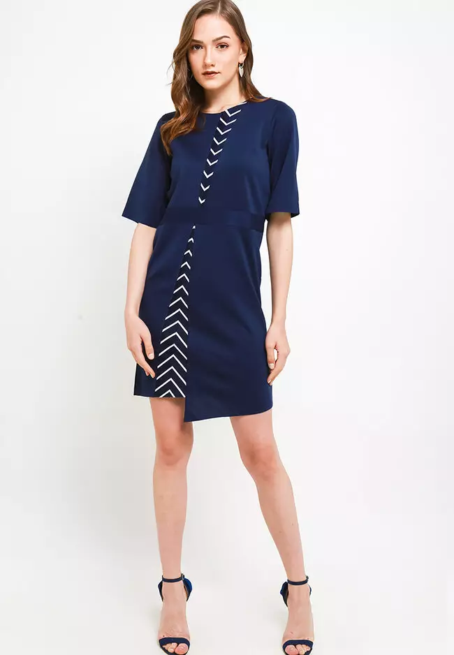 Unfinished Dresses Detail Stripe