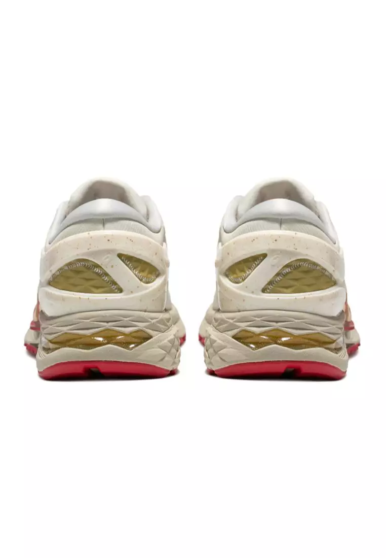Womens asics metarun sales