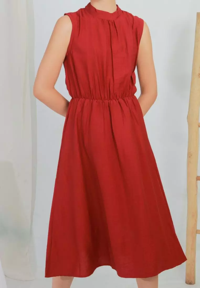 Qeanna Midi Dress Highneck in Red