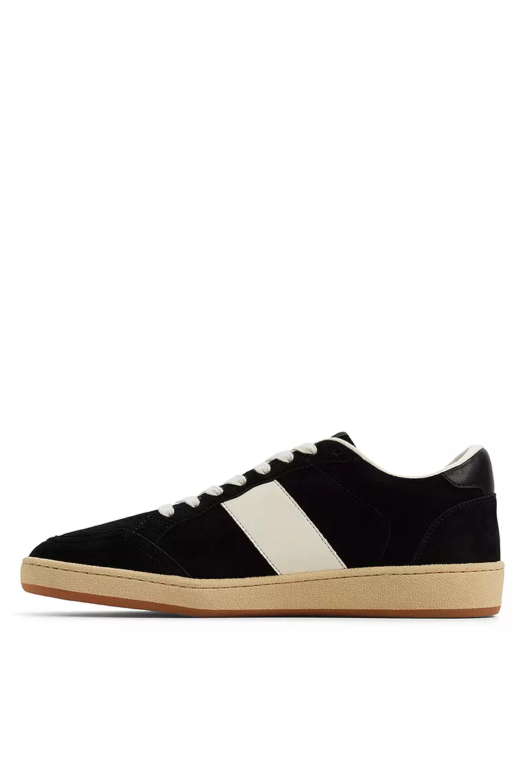 Roscoe Sneakers