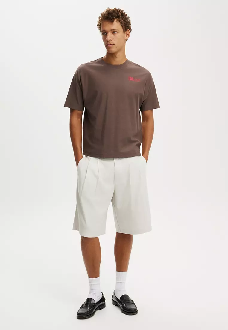 Cropped Fit Graphic T-Shirt