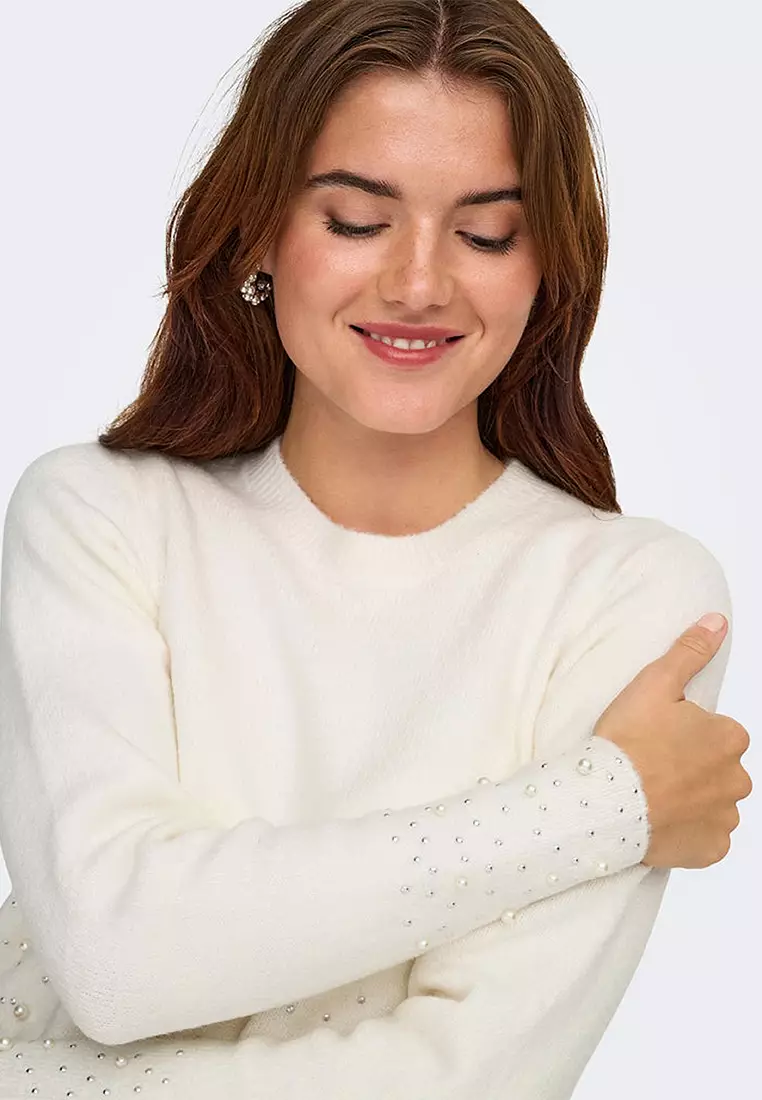 Round Neck Pearl Sweater