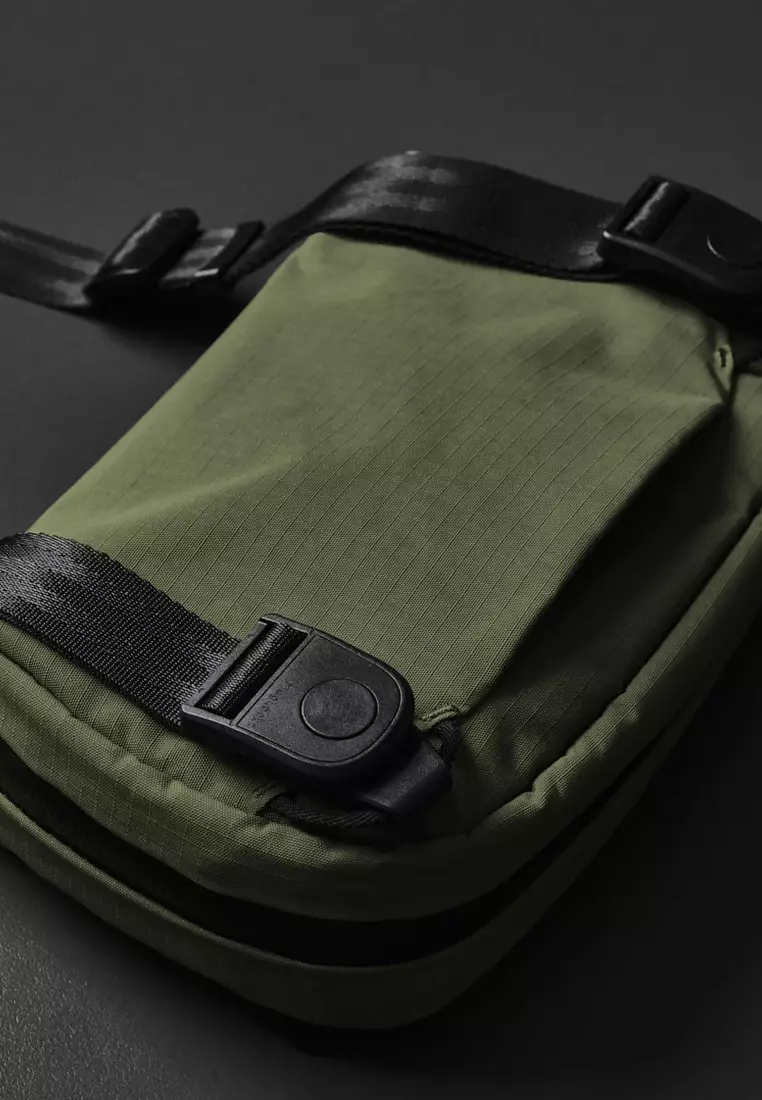 Alpaka Toiletry Bag - Green