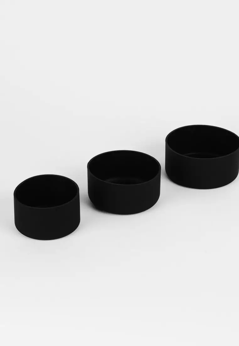 Crossing Silicone Water Bottle Boot - Fits Diameter 8-8.5cm (780ml) Blistered Pack - Black