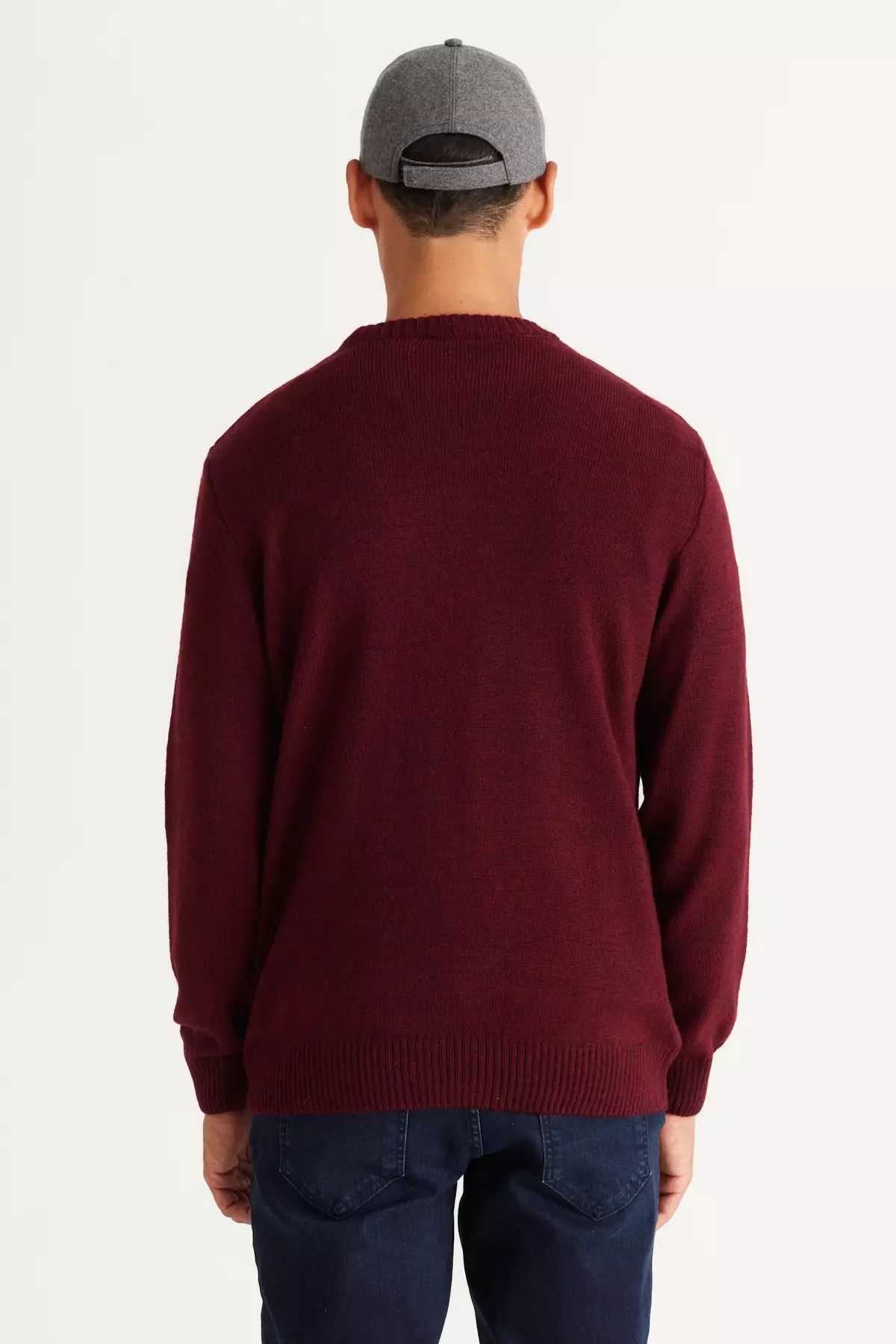 Crew Neck Patterned Knitted Sweater