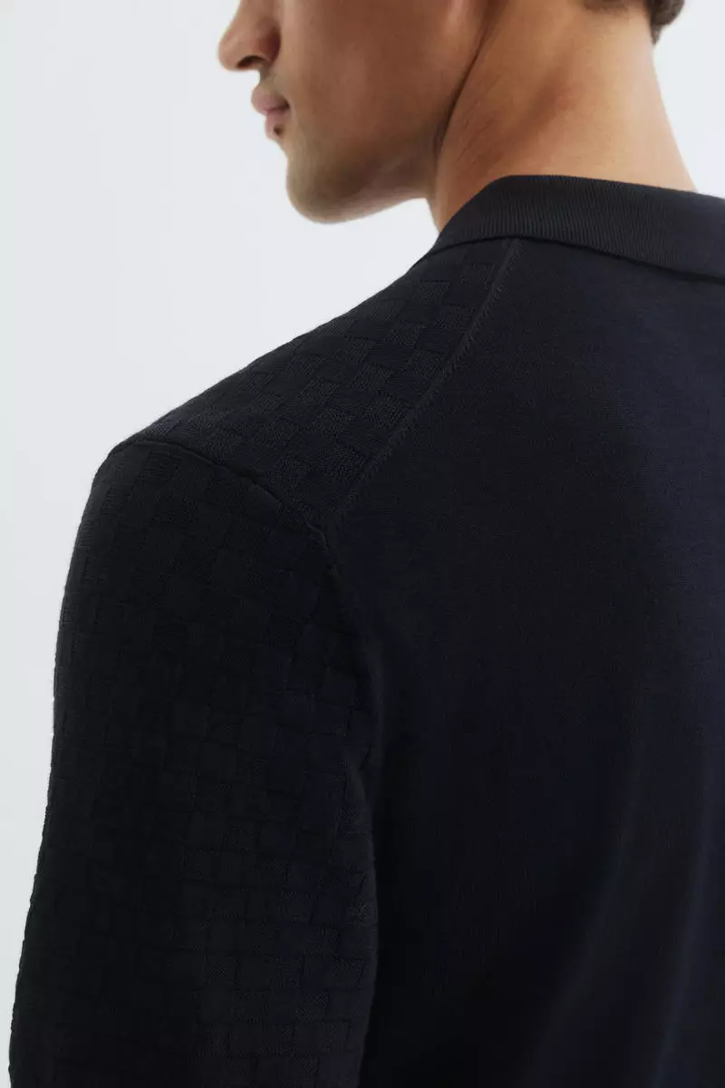 Slim Fit Textured-knit polo shirt